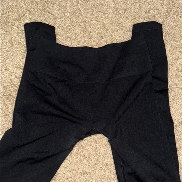 Alphalete women’s leggings - Picture 3 of 3